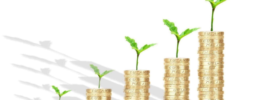 Erfahren Sie nützliches Hintergrundwissen, zukunftsweisende Trends und erhalten Sie wertvolle Hilfestellungen – nicht nur theoretisch, sondern praktisch angewandt. Das erwartet Sie in diesem eBook: Fallbezogene Betrachtung der einzelnen Finanzierungsbausteine. Success Stories und Ergebnisse aus der Praxis: Wenn aus Ideen unserer Kunden Erfolge werden. Experteninterviews mit erfahrenden Akteuren aus der Finanzierungsszene Inspirierende Kolumne zum Thema Mittelstand.